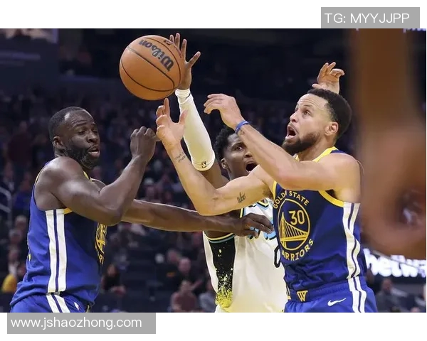 库里与迈卡威的对决谁能在NBA赛场上更胜一筹